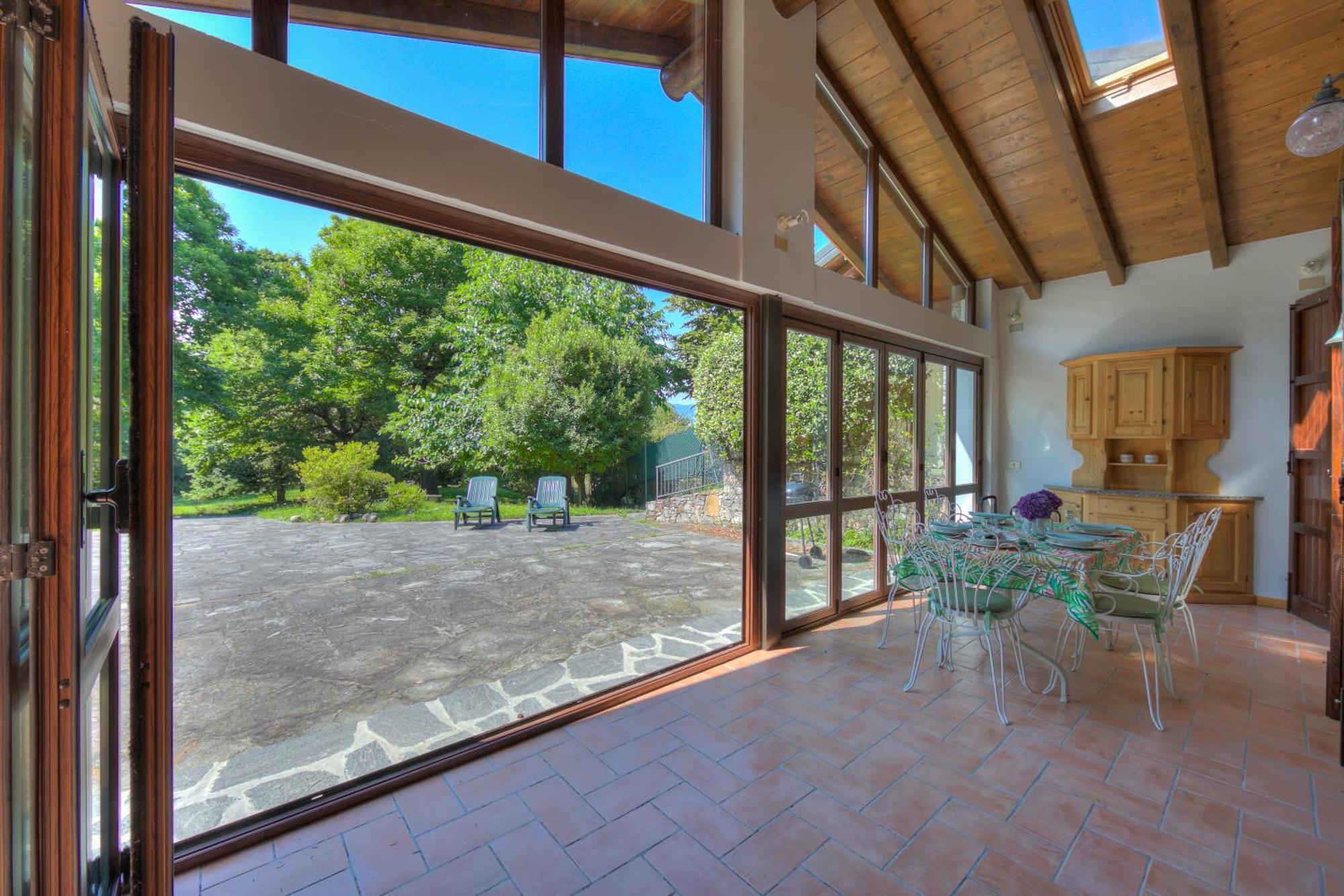 Villa Il Castagno Few Min From Beach - Happy Rentals Castelveccana Exterior photo