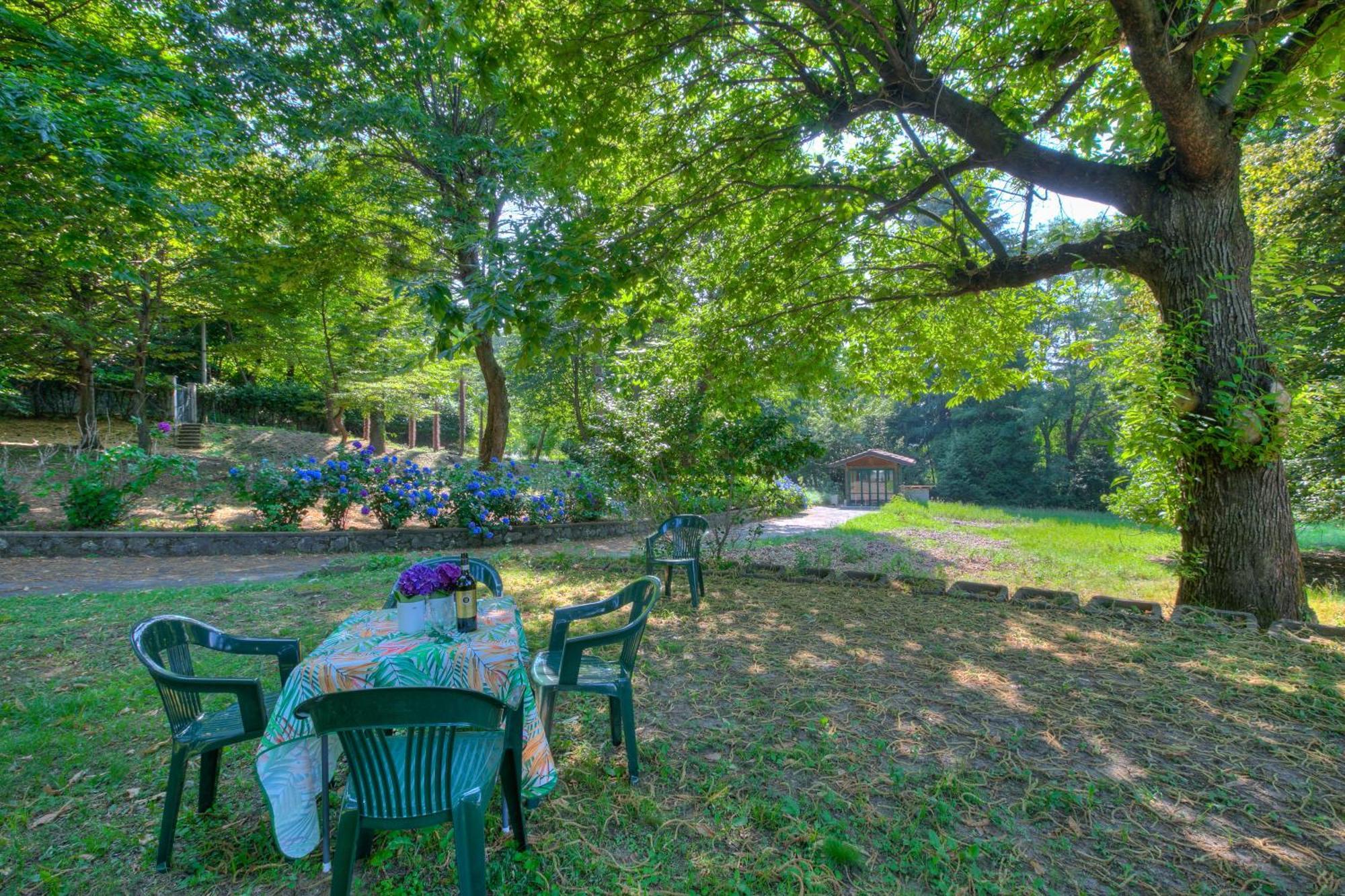 Villa Il Castagno Few Min From Beach - Happy Rentals Castelveccana Exterior photo