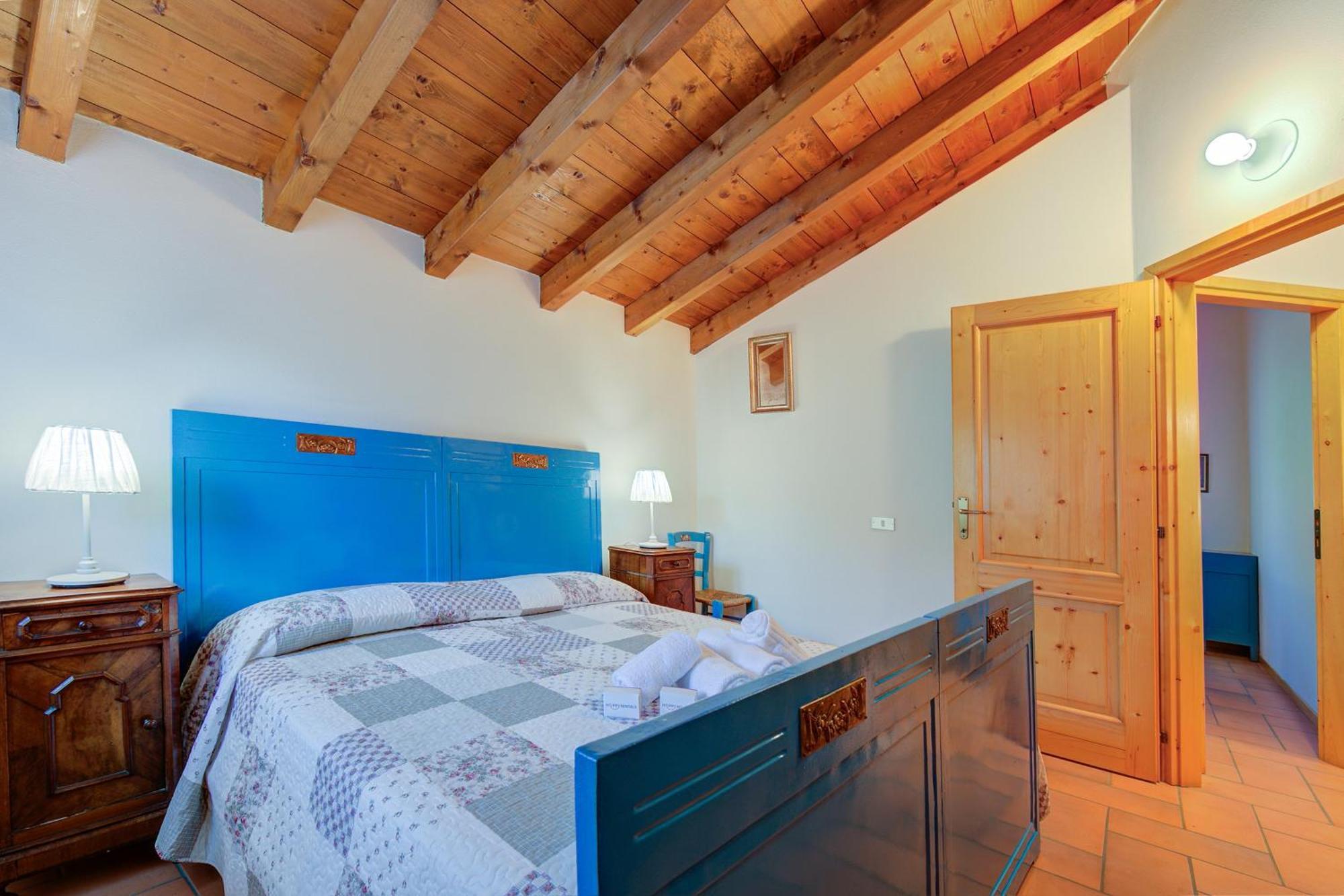 Villa Il Castagno Few Min From Beach - Happy Rentals Castelveccana Exterior photo